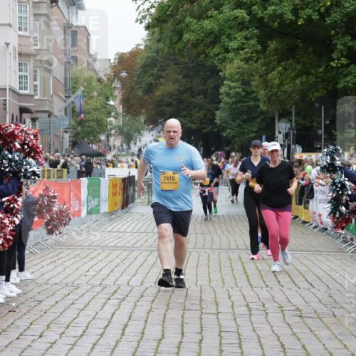 13.09.2026 - Kiel Lauf Yannick Fuchs http://msf.ph/oto/10465379 13.09.2026 09:58:31 Ziel 2103, 5872, 7415, 9087, 12561, 2014, 3279, 3302, 5524, 5738, 6253, 9087, 269, 3458, 6249, 10325, 10326, 10564, 11463, 5688, 8352 meine-sportfotos.de