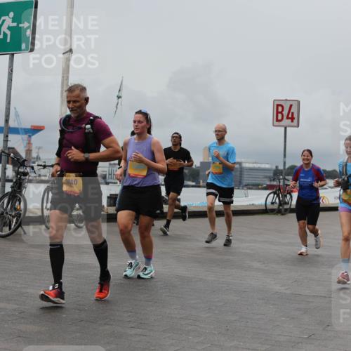 13.09.2026 - Kiel Lauf Andreas Tolksdorf http://msf.ph/oto/10465386 13.09.2026 12:06:25 Kiellinie 38, 39, 3610, 4 meine-sportfotos.de