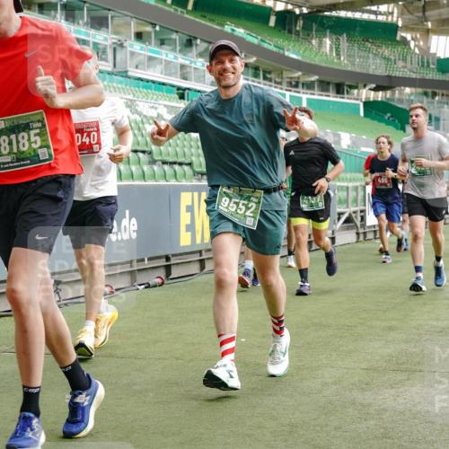 13.09.2026 - 21. swb-Marathon Bremen Michael Burmester http://msf.ph/oto/10465647 13.09.2026 12:56:38 Laufen im Stadion 205, 307, 411, 431, 465, 655, 769, 776, 854, 857, 876, 913, 926, 948, 1010, 1058, 1130, 1254, 1537, 1601, 1645, 1750, 1809, 1900, 1972, 2001, 2040, 2051, 2075, 2122, 2260, 2319, 2324, 2402, 2473, 2493, 2535, 2604, 2634, 2640, 2671, 2761, 2812, 2904, 2948, 3057, 3078, 3119, 3192, 3202, 3290, 3348, 3411, 3450, 3458, 3508, 3514, 3634, 3706, 3760, 3813, 3836, 3939, 4101, 4135, 4137, 4171, 4316, 4319, 4413, 4455, 4479, 4733, 5277, 5430, 5530, 6106, 2498, 3085 meine-sportfotos.de
