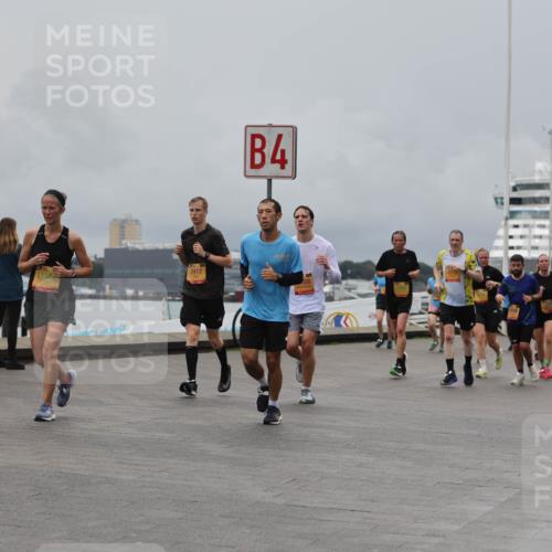 13.09.2026 - Kiel Lauf Andreas Tolksdorf http://msf.ph/oto/10465673 13.09.2026 12:06:40 Kiellinie 2412, 4, 3 meine-sportfotos.de