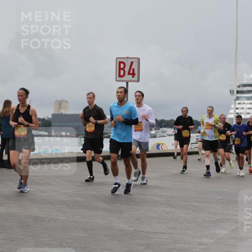 13.09.2026 - Kiel Lauf Andreas Tolksdorf http://msf.ph/oto/10465680 13.09.2026 12:06:40 Kiellinie 11534, 4, 2412, 026, 3, 3804 meine-sportfotos.de