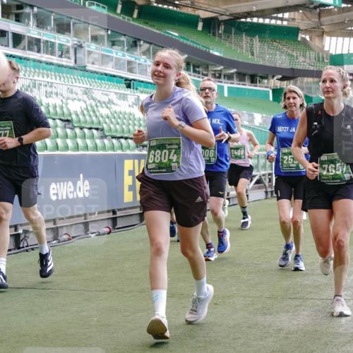 13.09.2026 - 21. swb-Marathon Bremen Michael Burmester http://msf.ph/oto/10465751 13.09.2026 13:13:16 Laufen im Stadion 118, 183, 270, 278, 349, 460, 514, 576, 600, 631, 695, 702, 843, 933, 950, 1005, 1143, 1226, 1286, 1334, 1426, 1435, 1596, 1641, 1849, 1991, 2005, 2035, 2079, 2248, 2264, 2336, 2375, 2377, 2387, 2398, 2412, 2439, 2457, 2461, 2478, 2505, 2521, 2540, 2612, 2665, 2673, 2684, 2693, 2765, 2773, 2792, 2815, 2816, 2850, 2860, 2884, 2895, 2921, 2963, 2966, 2972, 2975, 3016, 3111, 3143, 3155, 3209, 3253, 3277, 3293, 3304, 3308, 3313, 3378, 3434, 3661 meine-sportfotos.de