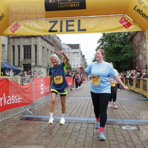 13.09.2026 - Kiel Lauf Yannick Fuchs http://msf.ph/oto/10465758 13.09.2026 09:59:03 Ziel 3920, 6148, 6956, 7399, 10030, 269, 2103, 3458, 5872, 6249, 7415, 10325, 10326, 10564, 11463, 225, 5489, 6306, 11828, 7415, 9087, 12561 meine-sportfotos.de