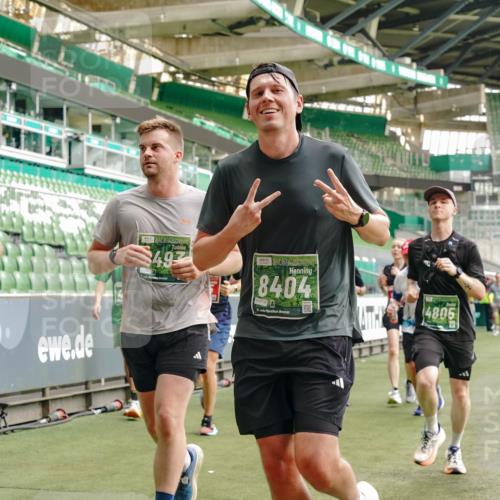 13.09.2026 - 21. swb-Marathon Bremen Michael Burmester http://msf.ph/oto/10465808 13.09.2026 12:56:40 Laufen im Stadion 205, 307, 411, 431, 465, 655, 769, 776, 854, 857, 876, 913, 926, 948, 1010, 1058, 1130, 1254, 1537, 1601, 1645, 1750, 1809, 1900, 1972, 2001, 2040, 2051, 2075, 2122, 2260, 2319, 2324, 2402, 2473, 2493, 2535, 2604, 2634, 2640, 2671, 2761, 2812, 2904, 2948, 3051, 3057, 3078, 3119, 3192, 3202, 3290, 3348, 3411, 3450, 3458, 3508, 3514, 3634, 3706, 3760, 3813, 3836, 3939, 4101, 4135, 4137, 4171, 4316, 4319, 4413, 4455, 4479, 4733, 5277, 5430, 5530, 6106, 2498, 3085 meine-sportfotos.de