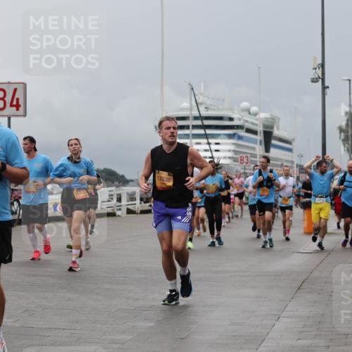13.09.2026 - Kiel Lauf Andreas Tolksdorf http://msf.ph/oto/10465855 13.09.2026 12:06:48 Kiellinie 39, 4, 39, 862, 6105, 12036, 3 meine-sportfotos.de