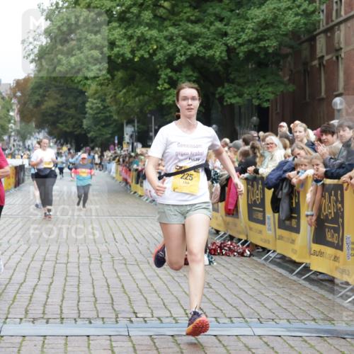 13.09.2026 - Kiel Lauf Yannick Fuchs http://msf.ph/oto/10465868 13.09.2026 09:59:17 Ziel 225, 5489, 6306, 11828, 269, 3458, 3920, 6148, 6249, 6956, 7399, 10030, 10325, 10326, 10564, 2967, 10357, 269, 5872, 6249, 11463 meine-sportfotos.de