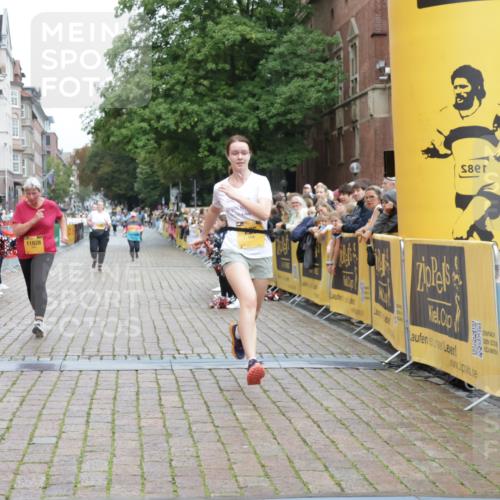 13.09.2026 - Kiel Lauf Yannick Fuchs http://msf.ph/oto/10465887 13.09.2026 09:59:18 Ziel 225, 5489, 6306, 11828, 269, 3458, 3920, 6148, 6249, 6956, 7399, 10030, 10325, 10326, 10564, 2967, 10357, 269, 5872, 6249, 11463 meine-sportfotos.de