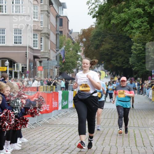 13.09.2026 - Kiel Lauf Yannick Fuchs http://msf.ph/oto/10465902 13.09.2026 09:59:21 Ziel 225, 5489, 6306, 10357, 11828, 3458, 3920, 6148, 6956, 7399, 10030, 10325, 10326, 10564, 2967, 9332, 269, 6249, 10564 meine-sportfotos.de