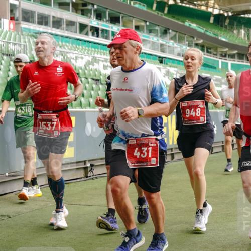 13.09.2026 - 21. swb-Marathon Bremen Michael Burmester http://msf.ph/oto/10465964 13.09.2026 12:56:43 Laufen im Stadion 307, 411, 431, 465, 655, 769, 776, 854, 857, 876, 913, 926, 948, 1010, 1058, 1130, 1254, 1537, 1601, 1645, 1750, 1809, 1900, 1972, 2001, 2040, 2051, 2075, 2122, 2260, 2319, 2324, 2402, 2473, 2493, 2535, 2604, 2634, 2640, 2671, 2761, 2812, 2904, 2948, 3051, 3057, 3078, 3119, 3192, 3202, 3290, 3348, 3411, 3450, 3458, 3508, 3514, 3634, 3690, 3706, 3760, 3813, 3866, 3939, 4101, 4135, 4137, 4171, 4316, 4319, 4413, 4455, 4479, 4733, 5277, 5430, 5530, 6106, 2498, 3085 meine-sportfotos.de