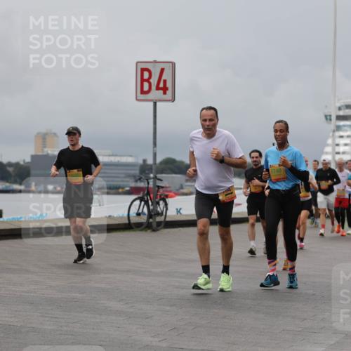 13.09.2026 - Kiel Lauf Andreas Tolksdorf http://msf.ph/oto/10465979 13.09.2026 12:06:52 Kiellinie 38, 109260, 10880, 4, 047, 8740, 10976, 7342 meine-sportfotos.de