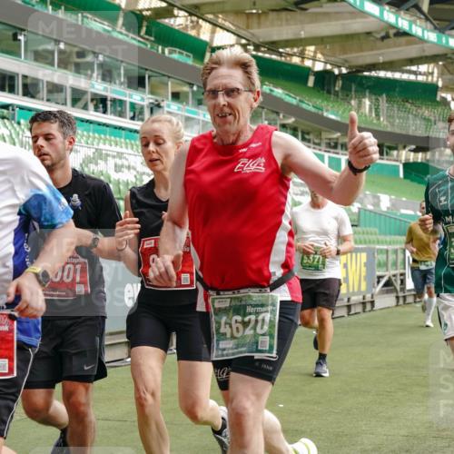 13.09.2026 - 21. swb-Marathon Bremen Michael Burmester http://msf.ph/oto/10465985 13.09.2026 12:56:44 Laufen im Stadion 307, 411, 431, 465, 655, 769, 776, 854, 857, 876, 913, 926, 948, 1010, 1058, 1130, 1254, 1537, 1601, 1645, 1750, 1809, 1900, 1972, 2001, 2040, 2051, 2075, 2122, 2260, 2319, 2324, 2402, 2473, 2493, 2535, 2604, 2634, 2640, 2671, 2761, 2812, 2904, 2948, 3051, 3057, 3078, 3119, 3192, 3202, 3290, 3348, 3411, 3450, 3458, 3508, 3514, 3634, 3690, 3706, 3760, 3813, 3866, 3939, 4101, 4135, 4137, 4171, 4316, 4319, 4413, 4455, 4479, 4733, 5277, 5430, 5530, 6106, 2498, 3085 meine-sportfotos.de