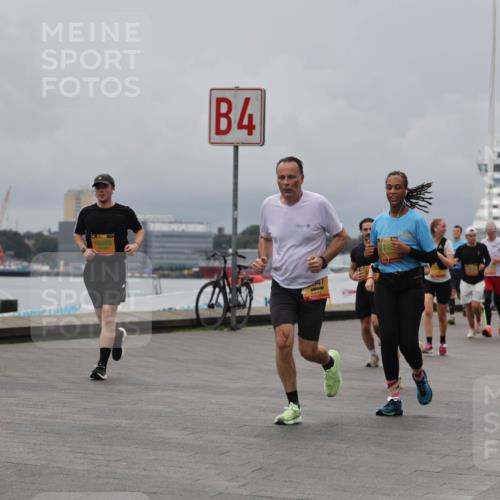 13.09.2026 - Kiel Lauf Andreas Tolksdorf http://msf.ph/oto/10465993 13.09.2026 12:06:52 Kiellinie 26, 10880, 4, 10978, 7342 meine-sportfotos.de