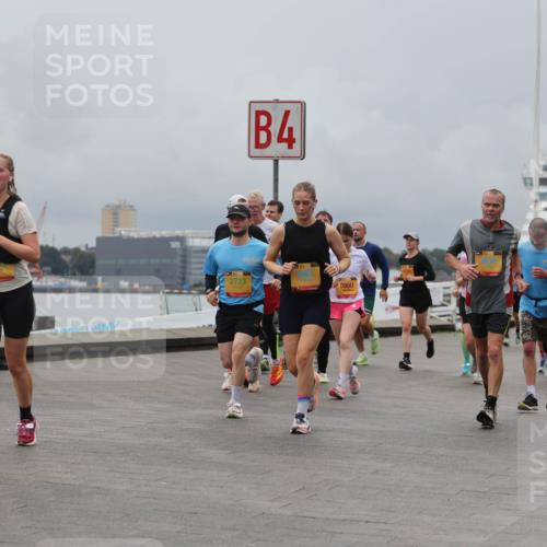 13.09.2026 - Kiel Lauf Andreas Tolksdorf http://msf.ph/oto/10466123 13.09.2026 12:06:58 Kiellinie 2723, 4, 8860, 3 meine-sportfotos.de