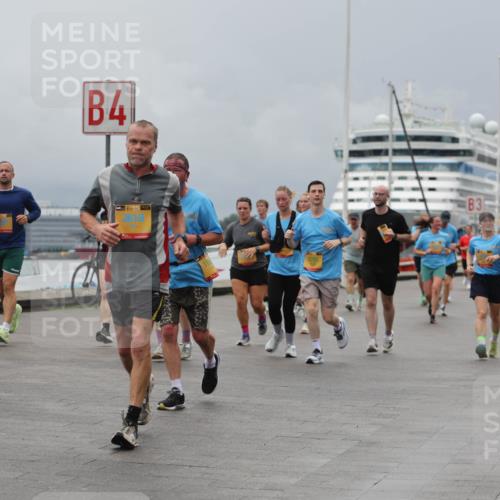 13.09.2026 - Kiel Lauf Andreas Tolksdorf http://msf.ph/oto/10466223 13.09.2026 12:07:00 Kiellinie 4, 8860, 38, 3619, 3 meine-sportfotos.de