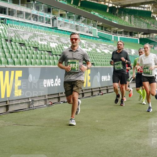 13.09.2026 - 21. swb-Marathon Bremen Michael Burmester http://msf.ph/oto/10466226 13.09.2026 12:56:49 Laufen im Stadion 307, 411, 431, 465, 655, 769, 776, 854, 857, 876, 913, 926, 948, 1010, 1058, 1130, 1254, 1537, 1601, 1645, 1750, 1809, 1900, 1972, 2001, 2040, 2051, 2075, 2122, 2260, 2319, 2324, 2402, 2473, 2493, 2535, 2604, 2634, 2640, 2671, 2761, 2812, 2904, 2948, 3051, 3057, 3078, 3119, 3192, 3202, 3290, 3348, 3411, 3450, 3458, 3508, 3514, 3634, 3685, 3690, 3760, 3813, 3866, 3939, 4101, 4135, 4171, 4316, 4319, 4413, 4455, 4479, 4733, 5277, 5430, 5530, 6106, 2498, 3085 meine-sportfotos.de