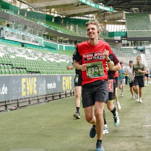 13.09.2026 - 21. swb-Marathon Bremen Michael Burmester http://msf.ph/oto/10466369 13.09.2026 12:56:52 Laufen im Stadion 307, 334, 411, 431, 465, 655, 769, 776, 854, 857, 876, 913, 926, 948, 1010, 1058, 1130, 1254, 1537, 1601, 1645, 1750, 1809, 1900, 1972, 2001, 2040, 2051, 2075, 2122, 2260, 2319, 2324, 2402, 2473, 2493, 2535, 2604, 2634, 2640, 2671, 2761, 2812, 2904, 2948, 3051, 3057, 3078, 3119, 3192, 3202, 3290, 3348, 3411, 3450, 3458, 3508, 3514, 3634, 3685, 3690, 3760, 3813, 3866, 3939, 4101, 4135, 4171, 4316, 4319, 4413, 4455, 4479, 4733, 5277, 5430, 5530, 6106, 2498, 3085 meine-sportfotos.de