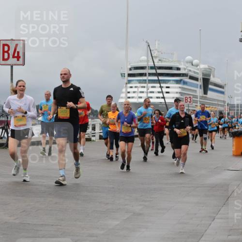13.09.2026 - Kiel Lauf Andreas Tolksdorf http://msf.ph/oto/10466464 13.09.2026 12:07:12 Kiellinie 4, 4593, 3472, 6117, 4716, 3 meine-sportfotos.de