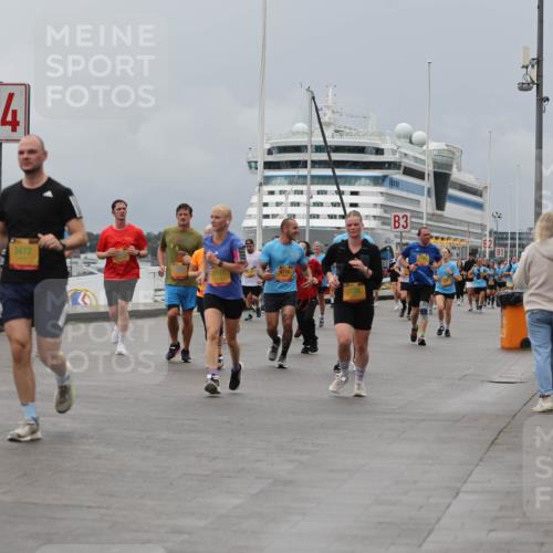 13.09.2026 - Kiel Lauf Andreas Tolksdorf http://msf.ph/oto/10466511 13.09.2026 12:07:13 Kiellinie 4, 4593, 3472, 4716, 3 meine-sportfotos.de