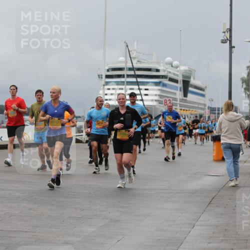 13.09.2026 - Kiel Lauf Andreas Tolksdorf http://msf.ph/oto/10466535 13.09.2026 12:07:14 Kiellinie 4, 6117, 4716, 3128, 2 meine-sportfotos.de