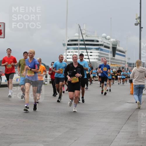 13.09.2026 - Kiel Lauf Andreas Tolksdorf http://msf.ph/oto/10466554 13.09.2026 12:07:15 Kiellinie 4, 716, 6117, 3128 meine-sportfotos.de