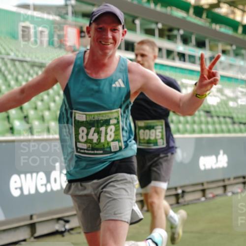 13.09.2026 - 21. swb-Marathon Bremen Michael Burmester http://msf.ph/oto/10466661 13.09.2026 12:56:58 Laufen im Stadion 307, 334, 411, 431, 465, 655, 769, 776, 854, 857, 876, 909, 913, 926, 948, 1010, 1058, 1130, 1254, 1535, 1537, 1601, 1645, 1750, 1809, 1881, 1900, 1972, 2001, 2040, 2051, 2075, 2122, 2260, 2324, 2371, 2402, 2423, 2473, 2493, 2535, 2604, 2634, 2640, 2671, 2761, 2812, 2903, 2904, 2948, 3051, 3057, 3078, 3119, 3192, 3202, 3290, 3348, 3411, 3450, 3458, 3508, 3514, 3634, 3685, 3690, 3760, 3813, 3866, 3939, 4101, 4135, 4171, 4316, 4319, 4413, 4455, 4479, 4733, 5277, 5430, 5530 meine-sportfotos.de