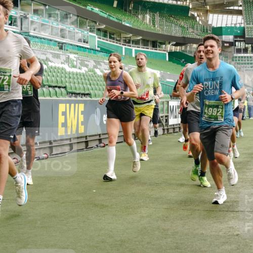 13.09.2026 - 21. swb-Marathon Bremen Michael Burmester http://msf.ph/oto/10466808 13.09.2026 12:57:03 Laufen im Stadion 307, 334, 411, 431, 465, 655, 769, 776, 854, 857, 876, 909, 926, 948, 1010, 1130, 1254, 1535, 1537, 1601, 1750, 1752, 1809, 1881, 1900, 1972, 2001, 2040, 2051, 2075, 2122, 2260, 2324, 2371, 2402, 2423, 2473, 2493, 2535, 2604, 2634, 2640, 2671, 2761, 2812, 2903, 2904, 2948, 3051, 3078, 3119, 3182, 3202, 3290, 3348, 3411, 3450, 3458, 3508, 3514, 3634, 3685, 3690, 3760, 3813, 3866, 3939, 4101, 4135, 4171, 4316, 4319, 4413, 4455, 4479, 4733, 5277, 5430 meine-sportfotos.de