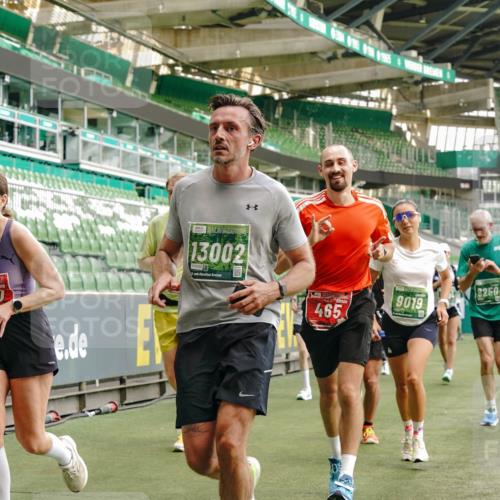 13.09.2026 - 21. swb-Marathon Bremen Michael Burmester http://msf.ph/oto/10466921 13.09.2026 12:57:05 Laufen im Stadion 307, 334, 411, 431, 465, 655, 769, 776, 854, 857, 876, 909, 926, 948, 1010, 1130, 1254, 1535, 1537, 1601, 1750, 1752, 1809, 1881, 1900, 1972, 2001, 2040, 2046, 2051, 2075, 2122, 2260, 2324, 2371, 2402, 2423, 2473, 2493, 2535, 2604, 2634, 2640, 2671, 2761, 2812, 2903, 2904, 2948, 3051, 3078, 3119, 3182, 3202, 3290, 3319, 3348, 3411, 3450, 3458, 3508, 3514, 3634, 3685, 3690, 3760, 3813, 3866, 3939, 4101, 4135, 4171, 4316, 4319, 4413, 4455, 4479, 4733 meine-sportfotos.de
