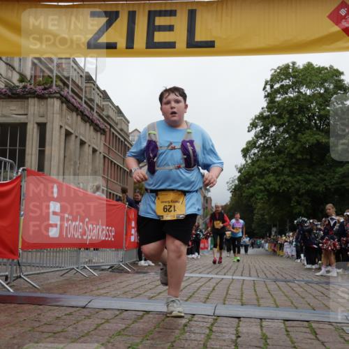 13.09.2026 - Kiel Lauf Yannick Fuchs http://msf.ph/oto/10466991 13.09.2026 10:02:30 Ziel 129, 565, 3131, 4673, 8297, 844, 3917, 4135, 2288, 3273, 6494, 844, 4702 meine-sportfotos.de