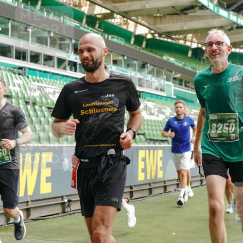 13.09.2026 - 21. swb-Marathon Bremen Michael Burmester http://msf.ph/oto/10467086 13.09.2026 12:57:07 Laufen im Stadion 307, 334, 411, 431, 465, 655, 769, 776, 854, 857, 876, 909, 926, 948, 1010, 1130, 1254, 1535, 1537, 1601, 1750, 1752, 1809, 1881, 1900, 1972, 2001, 2040, 2046, 2051, 2075, 2122, 2260, 2324, 2371, 2402, 2423, 2473, 2493, 2535, 2604, 2634, 2640, 2671, 2761, 2812, 2903, 2904, 2948, 3051, 3078, 3119, 3182, 3202, 3290, 3319, 3348, 3411, 3450, 3458, 3508, 3514, 3634, 3685, 3690, 3760, 3813, 3866, 3939, 4101, 4135, 4171, 4316, 4319, 4413, 4455, 4479, 4733 meine-sportfotos.de
