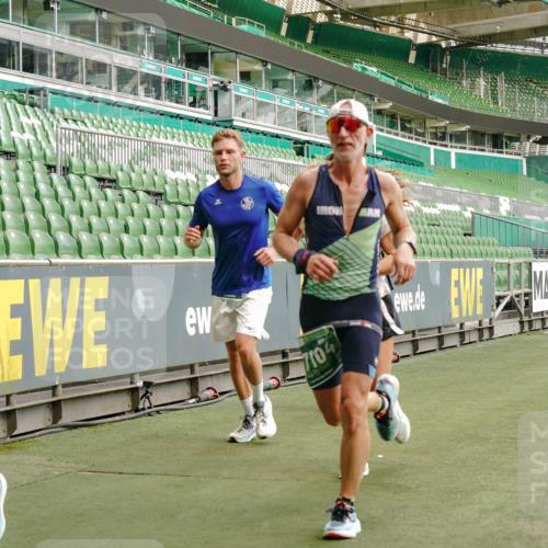 13.09.2026 - 21. swb-Marathon Bremen Michael Burmester http://msf.ph/oto/10467149 13.09.2026 12:57:09 Laufen im Stadion 307, 334, 411, 431, 465, 655, 769, 776, 854, 857, 876, 909, 926, 948, 1010, 1130, 1191, 1254, 1535, 1537, 1601, 1750, 1752, 1809, 1881, 1900, 1972, 2001, 2040, 2046, 2051, 2075, 2122, 2260, 2324, 2371, 2402, 2423, 2473, 2493, 2535, 2604, 2634, 2640, 2671, 2761, 2812, 2903, 2904, 2948, 3051, 3078, 3119, 3182, 3202, 3290, 3319, 3348, 3411, 3450, 3458, 3508, 3514, 3634, 3685, 3690, 3760, 3813, 3866, 3939, 4101, 4135, 4171, 4316, 4319, 4455, 4479 meine-sportfotos.de