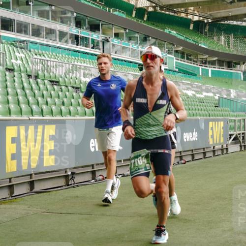 13.09.2026 - 21. swb-Marathon Bremen Michael Burmester http://msf.ph/oto/10467164 13.09.2026 12:57:09 Laufen im Stadion 307, 334, 411, 431, 465, 655, 769, 776, 854, 857, 876, 909, 926, 948, 1010, 1130, 1191, 1254, 1535, 1537, 1601, 1750, 1752, 1809, 1881, 1900, 1972, 2001, 2040, 2046, 2051, 2075, 2122, 2260, 2324, 2371, 2402, 2423, 2473, 2493, 2535, 2604, 2634, 2640, 2671, 2761, 2812, 2903, 2904, 2948, 3051, 3078, 3119, 3182, 3202, 3290, 3319, 3348, 3411, 3450, 3458, 3508, 3514, 3634, 3685, 3690, 3760, 3813, 3866, 3939, 4101, 4135, 4171, 4316, 4319, 4455, 4479 meine-sportfotos.de