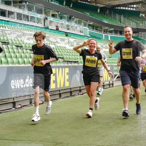 13.09.2026 - 21. swb-Marathon Bremen Michael Burmester http://msf.ph/oto/10467245 13.09.2026 10:35:52 Laufen im Stadion 10093, 10144, 10147, 10152, 10157, 10160, 10173, 10175, 10181, 10182, 10185, 10187, 10195, 10245, 10251, 10263, 10272, 10275, 10278, 10291, 10306, 10309, 10338, 10357, 10367, 10368, 10369, 10377, 10382, 10390, 10403, 10409, 10411, 10420, 10427, 10429, 10439, 10473, 10477, 10481, 10485, 10492, 10528, 10531, 10559, 10560, 10569, 10607, 10617, 10636, 10639, 10669, 10671, 10672, 10677, 10715, 10928, 11162, 11343, 11803, 11965, 10146, 10222 meine-sportfotos.de