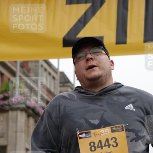 13.09.2026 - Kiel Lauf Yannick Fuchs http://msf.ph/oto/10467295 13.09.2026 10:04:19 Ziel 8443, 4360, 8447, 8982, 11602, 543, 4360, 8447, 8982, 11602 meine-sportfotos.de