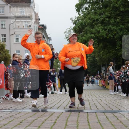 13.09.2026 - Kiel Lauf Yannick Fuchs http://msf.ph/oto/10467367 13.09.2026 10:04:54 Ziel 5493, 5495, 8443 meine-sportfotos.de