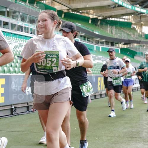 13.09.2026 - 21. swb-Marathon Bremen Michael Burmester http://msf.ph/oto/10467583 13.09.2026 13:13:38 Laufen im Stadion 118, 183, 270, 278, 349, 460, 514, 576, 600, 631, 695, 702, 768, 933, 950, 956, 1005, 1143, 1286, 1334, 1392, 1408, 1426, 1573, 1596, 1641, 1991, 2005, 2024, 2035, 2079, 2233, 2264, 2387, 2412, 2439, 2457, 2461, 2478, 2505, 2521, 2540, 2564, 2612, 2665, 2684, 2693, 2765, 2773, 2792, 2815, 2816, 2829, 2860, 2884, 2887, 2895, 2921, 2963, 2966, 2972, 2975, 3016, 3111, 3155, 3209, 3253, 3277, 3293, 3304, 3313, 3378, 3405, 3428, 3434, 3653, 3661 meine-sportfotos.de