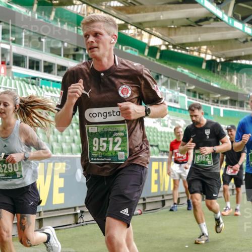 13.09.2026 - 21. swb-Marathon Bremen Michael Burmester http://msf.ph/oto/10467623 13.09.2026 12:57:20 Laufen im Stadion 307, 334, 431, 465, 769, 776, 789, 790, 857, 876, 909, 926, 948, 1010, 1130, 1191, 1199, 1254, 1535, 1601, 1750, 1752, 1809, 1881, 1900, 1972, 2001, 2040, 2046, 2051, 2075, 2260, 2324, 2371, 2397, 2402, 2423, 2473, 2493, 2535, 2634, 2640, 2671, 2761, 2812, 2903, 2904, 2948, 3051, 3078, 3119, 3138, 3182, 3186, 3202, 3290, 3319, 3348, 3411, 3450, 3458, 3508, 3514, 3534, 3634, 3655, 3685, 3690, 3695, 3760, 3813, 3866, 3939, 4101, 4171, 4316, 4319, 4455, 4479 meine-sportfotos.de