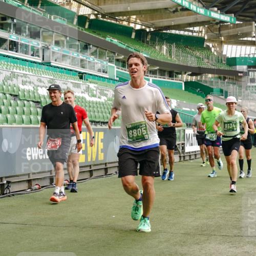 13.09.2026 - 21. swb-Marathon Bremen Michael Burmester http://msf.ph/oto/10467718 13.09.2026 12:57:22 Laufen im Stadion 307, 334, 431, 465, 672, 769, 776, 789, 790, 857, 876, 909, 926, 948, 1010, 1119, 1130, 1191, 1199, 1254, 1535, 1601, 1647, 1750, 1752, 1809, 1881, 1900, 1972, 2001, 2040, 2046, 2051, 2075, 2324, 2371, 2397, 2402, 2423, 2473, 2493, 2535, 2634, 2640, 2671, 2761, 2812, 2903, 2904, 2948, 3051, 3078, 3119, 3138, 3182, 3186, 3202, 3290, 3319, 3348, 3411, 3450, 3458, 3508, 3514, 3534, 3634, 3655, 3685, 3690, 3695, 3760, 3813, 3866, 3939, 4101, 4171, 4316, 4319, 4455, 4479 meine-sportfotos.de