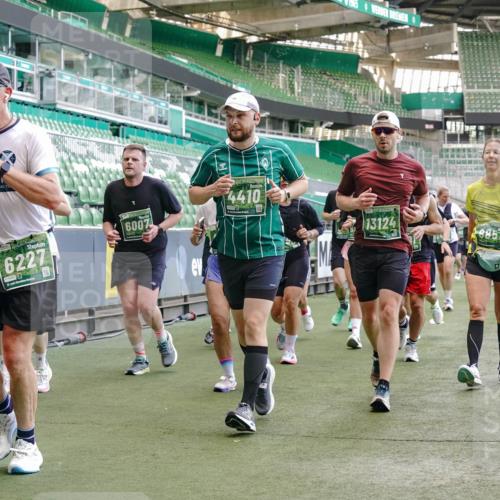 13.09.2026 - 21. swb-Marathon Bremen Michael Burmester http://msf.ph/oto/10467752 13.09.2026 13:13:40 Laufen im Stadion 118, 183, 270, 278, 349, 460, 514, 576, 600, 631, 695, 702, 768, 933, 950, 956, 1005, 1143, 1286, 1334, 1392, 1408, 1426, 1573, 1596, 1641, 1818, 1819, 1991, 2005, 2024, 2035, 2079, 2233, 2264, 2387, 2412, 2439, 2457, 2461, 2478, 2505, 2521, 2540, 2564, 2612, 2665, 2684, 2693, 2765, 2773, 2792, 2815, 2816, 2829, 2860, 2884, 2887, 2895, 2921, 2963, 2966, 2972, 2975, 3016, 3111, 3155, 3209, 3253, 3277, 3293, 3304, 3313, 3378, 3405, 3428, 3434, 3653, 3661 meine-sportfotos.de