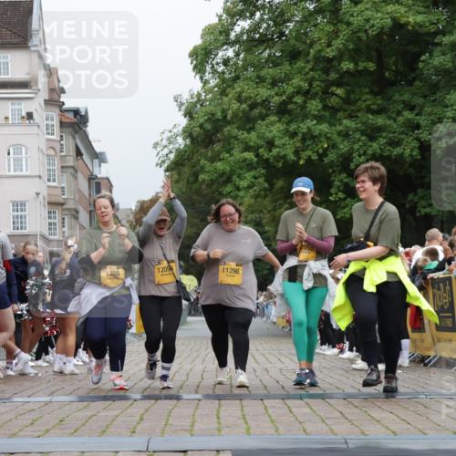 13.09.2026 - Kiel Lauf Yannick Fuchs http://msf.ph/oto/10467756 13.09.2026 10:07:43 Ziel 1389, 2347, 11296, 12055, 12056, 2237 meine-sportfotos.de