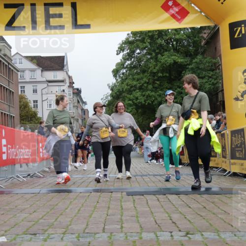 13.09.2026 - Kiel Lauf Yannick Fuchs http://msf.ph/oto/10467838 13.09.2026 10:07:46 Ziel 1389, 2347, 11296, 12055, 12056, 2237 meine-sportfotos.de