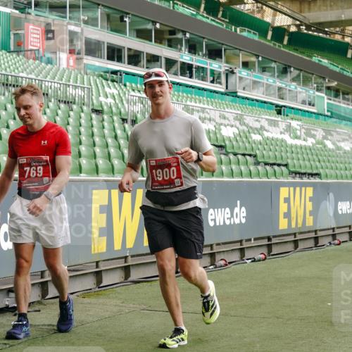 13.09.2026 - 21. swb-Marathon Bremen Michael Burmester http://msf.ph/oto/10467924 13.09.2026 12:57:28 Laufen im Stadion 141, 307, 334, 431, 511, 672, 769, 776, 789, 790, 857, 876, 909, 926, 948, 1010, 1119, 1130, 1191, 1199, 1254, 1535, 1601, 1647, 1752, 1809, 1881, 1900, 1933, 1972, 2001, 2040, 2046, 2051, 2075, 2324, 2371, 2397, 2402, 2423, 2473, 2493, 2535, 2634, 2640, 2671, 2761, 2812, 2903, 2904, 2948, 3051, 3078, 3119, 3138, 3148, 3182, 3186, 3202, 3290, 3319, 3338, 3348, 3411, 3450, 3458, 3514, 3534, 3634, 3655, 3685, 3690, 3695, 3760, 3813, 3866, 3933, 3939, 4101, 4171, 4316, 4319, 4455 meine-sportfotos.de