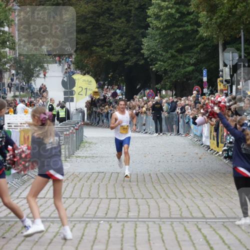 13.09.2026 - Kiel Lauf Yannick Fuchs http://msf.ph/oto/10467958 13.09.2026 10:17:45 Ziel 11389, 364 meine-sportfotos.de