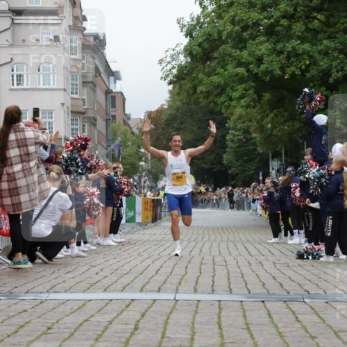 13.09.2026 - Kiel Lauf Yannick Fuchs http://msf.ph/oto/10468043 13.09.2026 10:17:51 Ziel 11389, 364, 364 meine-sportfotos.de
