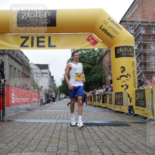 13.09.2026 - Kiel Lauf Yannick Fuchs http://msf.ph/oto/10468180 13.09.2026 10:17:56 Ziel 11389, 364 meine-sportfotos.de