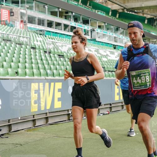13.09.2026 - 21. swb-Marathon Bremen Michael Burmester http://msf.ph/oto/10468186 13.09.2026 12:57:34 Laufen im Stadion 141, 334, 431, 511, 672, 769, 776, 789, 790, 857, 876, 909, 926, 948, 1010, 1119, 1130, 1191, 1199, 1254, 1281, 1535, 1601, 1642, 1647, 1752, 1809, 1881, 1900, 1933, 1972, 2001, 2040, 2046, 2051, 2075, 2324, 2371, 2397, 2402, 2423, 2473, 2493, 2535, 2634, 2640, 2671, 2761, 2812, 2903, 2904, 2948, 3051, 3078, 3119, 3138, 3148, 3182, 3186, 3202, 3290, 3319, 3338, 3348, 3450, 3458, 3514, 3534, 3560, 3634, 3655, 3685, 3690, 3695, 3760, 3813, 3866, 3933, 3939, 4101, 4316, 4319 meine-sportfotos.de