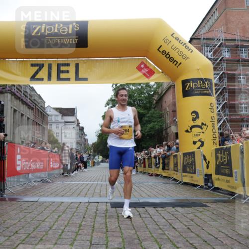 13.09.2026 - Kiel Lauf Yannick Fuchs http://msf.ph/oto/10468192 13.09.2026 10:17:56 Ziel 11389, 364 meine-sportfotos.de