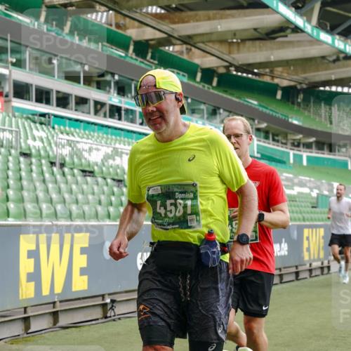 13.09.2026 - 21. swb-Marathon Bremen Michael Burmester http://msf.ph/oto/10468269 13.09.2026 12:57:35 Laufen im Stadion 141, 334, 431, 511, 672, 769, 776, 789, 790, 857, 876, 909, 948, 1010, 1119, 1130, 1191, 1199, 1254, 1281, 1535, 1601, 1642, 1647, 1752, 1809, 1881, 1900, 1933, 1972, 2001, 2040, 2046, 2051, 2075, 2324, 2371, 2397, 2402, 2423, 2473, 2493, 2535, 2634, 2640, 2671, 2761, 2812, 2903, 2904, 2948, 3051, 3078, 3119, 3138, 3148, 3182, 3186, 3202, 3290, 3319, 3338, 3348, 3450, 3458, 3514, 3534, 3560, 3634, 3655, 3685, 3690, 3695, 3760, 3813, 3866, 3933, 3939, 4101, 4316, 4319 meine-sportfotos.de
