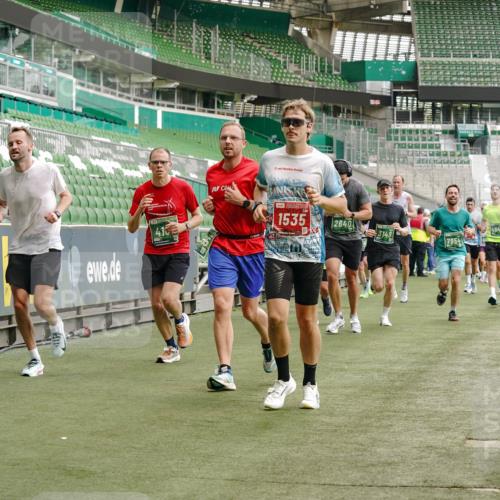 13.09.2026 - 21. swb-Marathon Bremen Michael Burmester http://msf.ph/oto/10468353 13.09.2026 12:57:37 Laufen im Stadion 141, 334, 431, 511, 672, 769, 776, 789, 790, 857, 876, 909, 948, 1010, 1119, 1130, 1191, 1199, 1254, 1281, 1535, 1601, 1642, 1647, 1752, 1809, 1881, 1900, 1933, 1972, 2001, 2040, 2046, 2051, 2075, 2324, 2343, 2371, 2397, 2402, 2423, 2425, 2473, 2493, 2535, 2634, 2640, 2671, 2761, 2812, 2903, 2904, 2948, 3051, 3078, 3138, 3148, 3182, 3186, 3202, 3319, 3338, 3348, 3450, 3458, 3514, 3534, 3560, 3634, 3655, 3685, 3690, 3695, 3760, 3813, 3866, 3933, 3939, 4101, 4316, 4319 meine-sportfotos.de