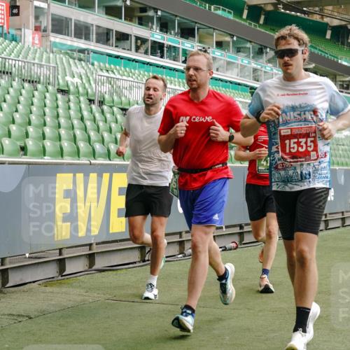 13.09.2026 - 21. swb-Marathon Bremen Michael Burmester http://msf.ph/oto/10468462 13.09.2026 12:57:39 Laufen im Stadion 141, 334, 431, 511, 672, 769, 776, 789, 790, 857, 876, 909, 948, 1010, 1119, 1130, 1191, 1199, 1254, 1281, 1535, 1601, 1642, 1647, 1752, 1809, 1881, 1900, 1931, 1933, 1972, 2001, 2040, 2046, 2051, 2075, 2324, 2343, 2371, 2397, 2402, 2423, 2425, 2473, 2493, 2634, 2640, 2671, 2761, 2812, 2903, 2904, 2948, 3051, 3078, 3138, 3148, 3182, 3186, 3202, 3319, 3338, 3348, 3450, 3458, 3514, 3534, 3560, 3634, 3655, 3685, 3690, 3695, 3760, 3813, 3866, 3933, 3939, 4101, 4316, 4319 meine-sportfotos.de