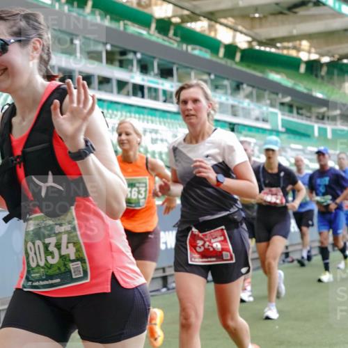 13.09.2026 - 21. swb-Marathon Bremen Michael Burmester http://msf.ph/oto/10468484 13.09.2026 13:13:49 Laufen im Stadion 118, 183, 270, 278, 349, 460, 514, 576, 600, 631, 695, 702, 768, 933, 950, 956, 1005, 1008, 1143, 1286, 1334, 1392, 1408, 1426, 1573, 1596, 1641, 1818, 1819, 1991, 2005, 2024, 2035, 2079, 2233, 2264, 2314, 2387, 2412, 2439, 2457, 2461, 2478, 2505, 2521, 2540, 2564, 2612, 2665, 2684, 2693, 2765, 2773, 2792, 2815, 2816, 2829, 2838, 2860, 2884, 2887, 2895, 2921, 2963, 2966, 2972, 2975, 2978, 3016, 3111, 3155, 3209, 3253, 3277, 3293, 3304, 3313, 3378, 3405, 3428, 3434, 3653, 3661 meine-sportfotos.de